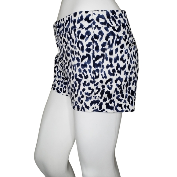 J. Crew | White Blue Leopard Print Cotten Stretch Chino Shorts Women's 2 - Picture 4 of 6